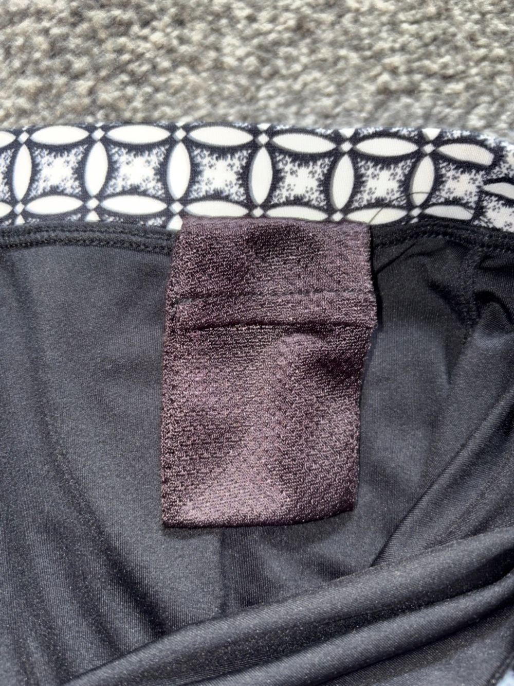 Coolibar UPF50+ Geometric Print A-Line Skort Black & White Size Large - Picture 7 of 11